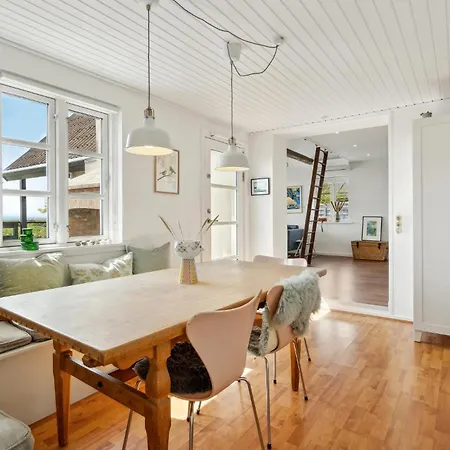 別荘 2 Bedroom Awesome In Haarby *