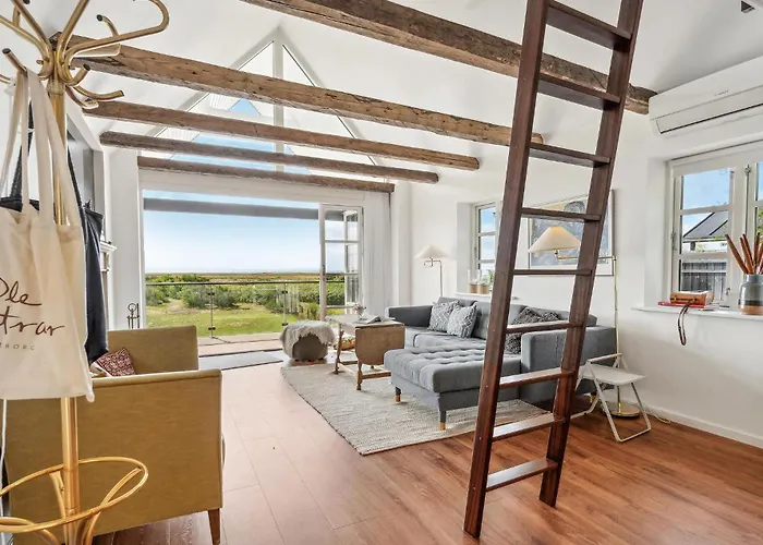 펜션 2 Bedroom Awesome In Haarby Hårby